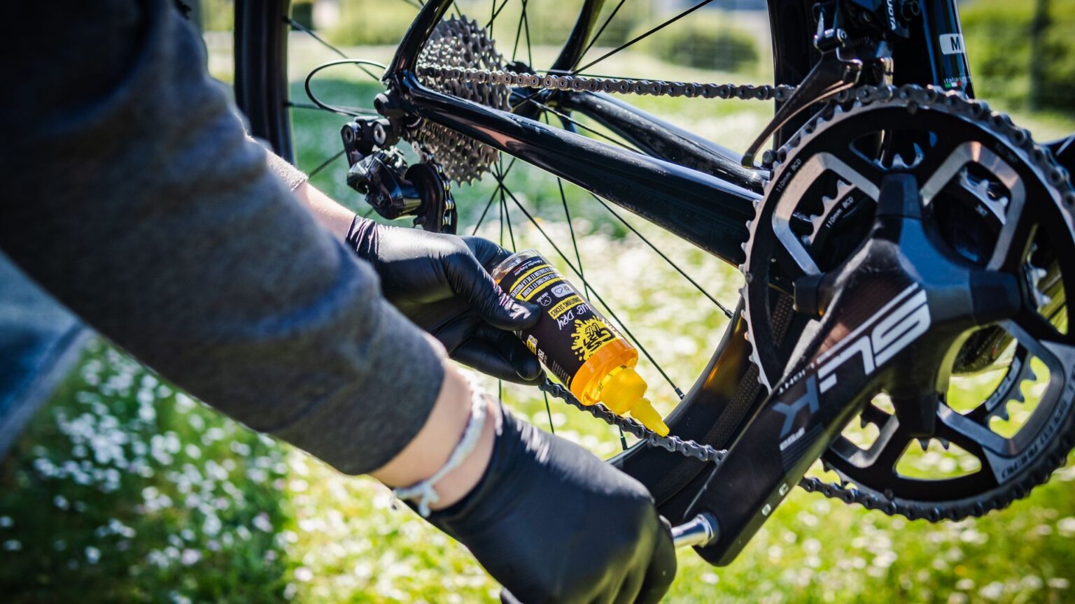 Comment nettoyer sa chaîne de vélo : guide complet 2026